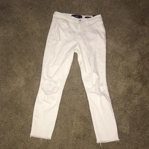 White hollister jeans